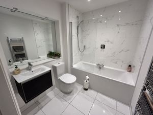 Photo 16- click for photo gallery